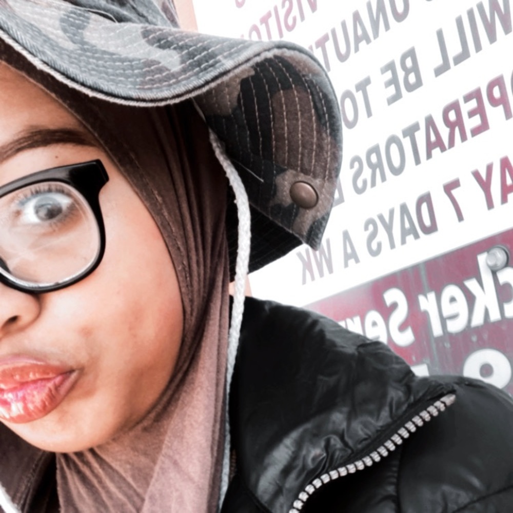 Meet your Posher, Sanii